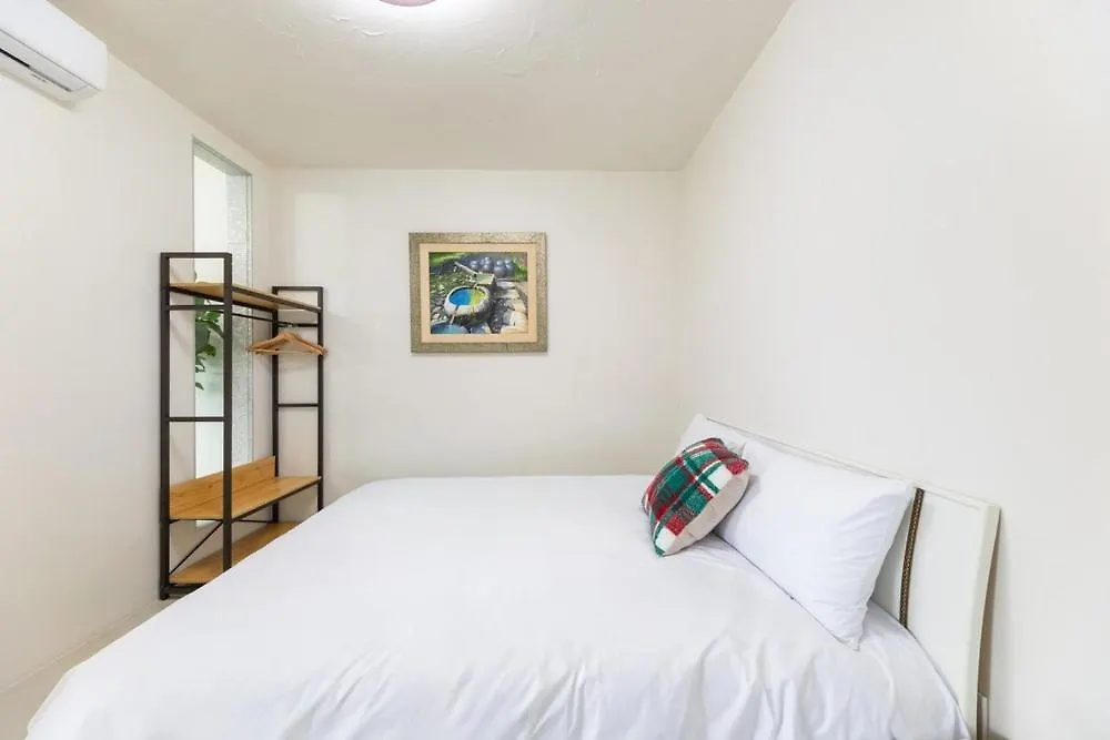 Ganghwa Punggyeongi Meomuneun Got Sonsu