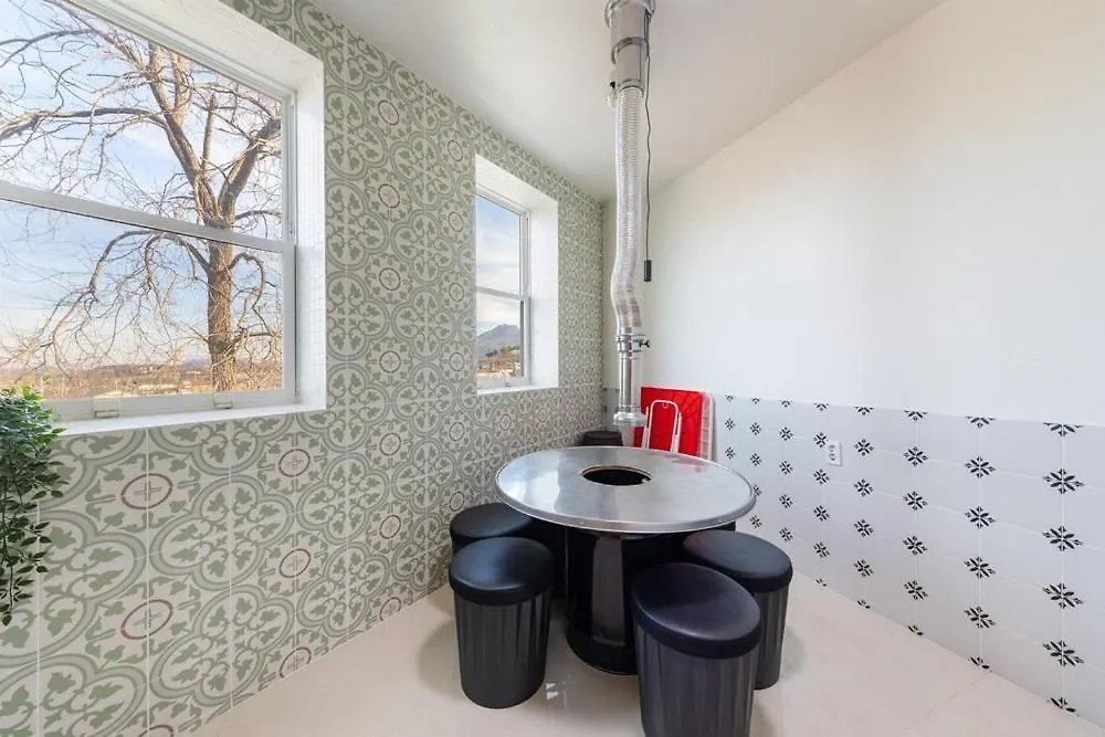 Ganghwa Punggyeongi Meomuneun Got Sonsu South Korea