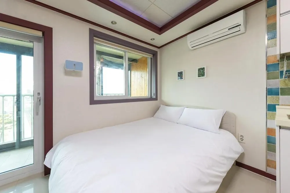 Ganghwa Punggyeongi Meomuneun Got Sonsu Wisma tamu